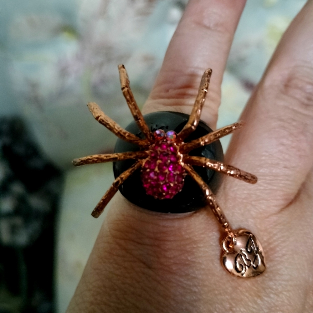 Betsy Johnson 🕷️ Spider Ring